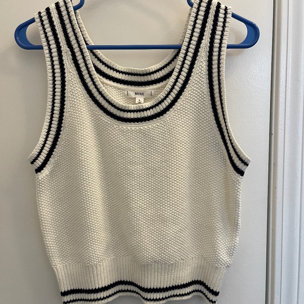Ivory Sweater Vest With Accent Stripes Size Large